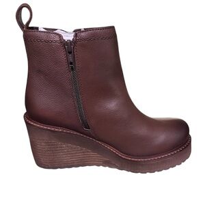Diba True Women’s Comet Ride wedge booties
